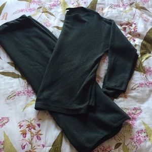 Gorgeous and comfortable sweater skirt set